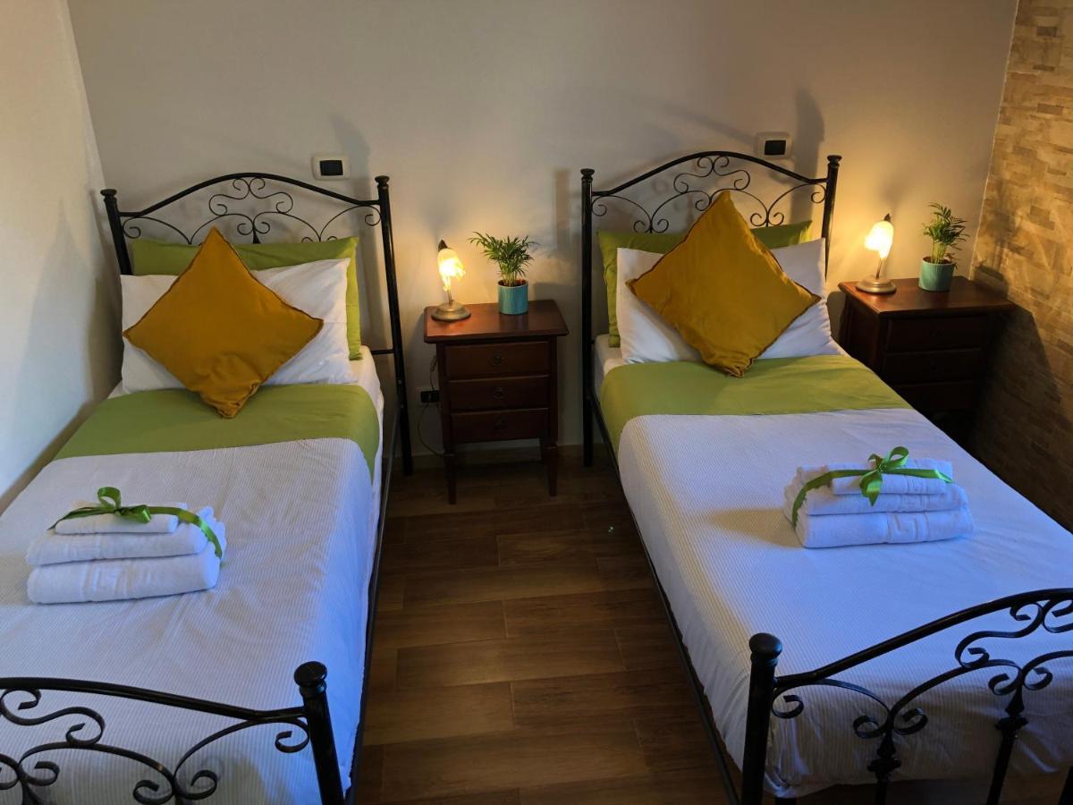 B&B Mandorla Amara Gioia Del Colle Bagian luar foto