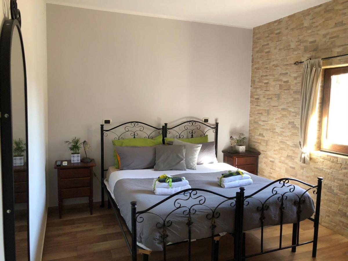 B&B Mandorla Amara Gioia Del Colle Bagian luar foto