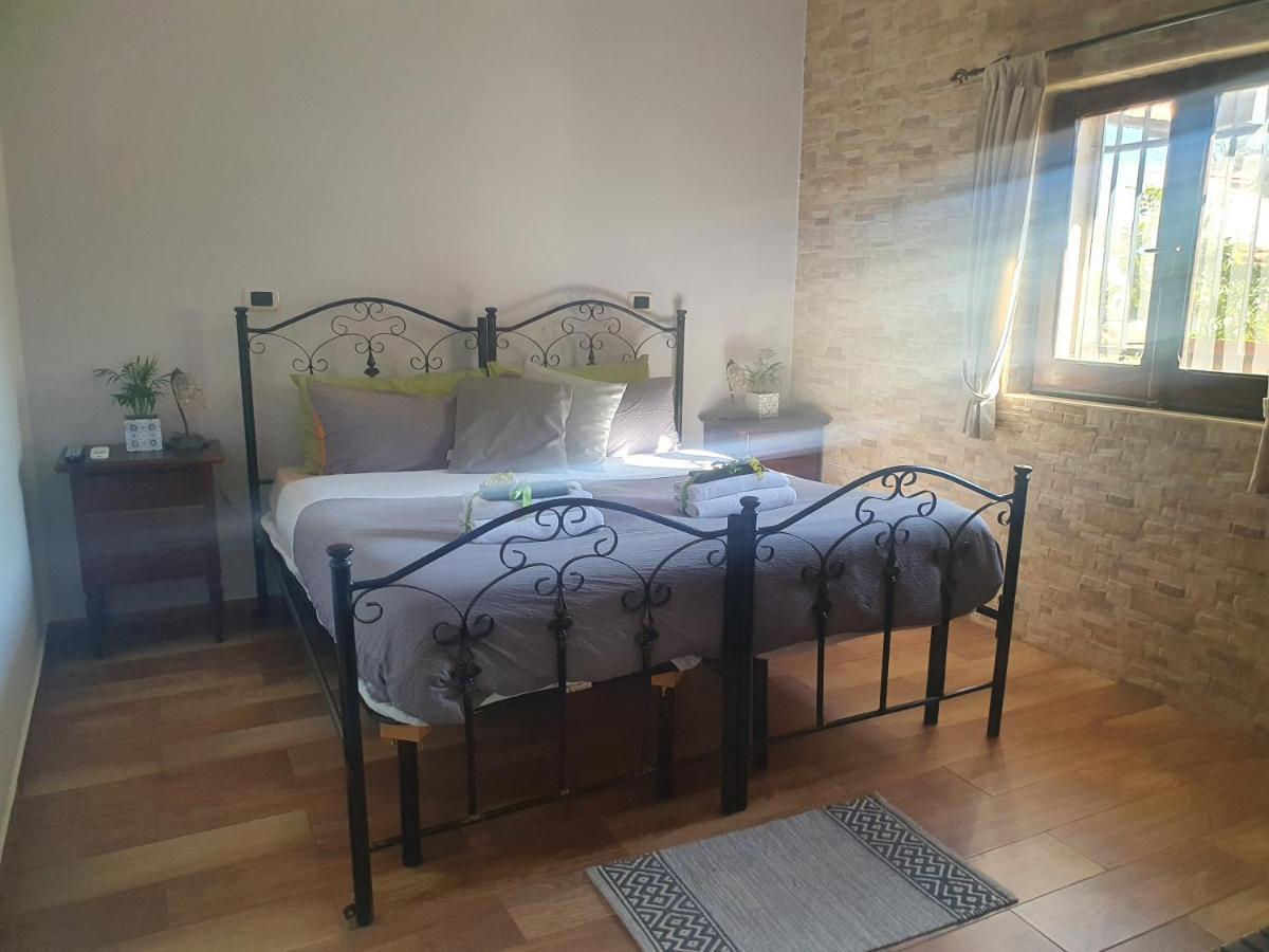 B&B Mandorla Amara Gioia Del Colle Bagian luar foto