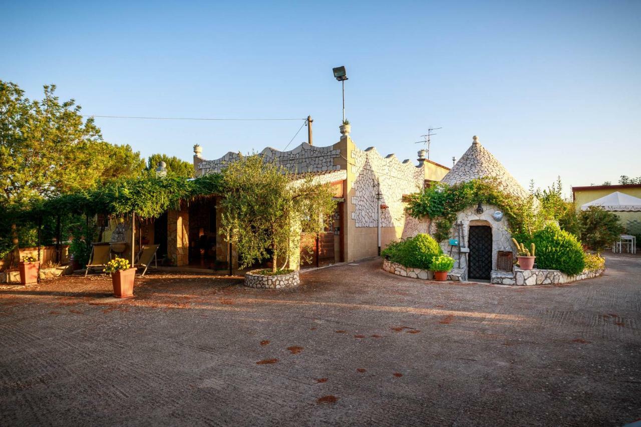B&B Mandorla Amara Gioia Del Colle Bagian luar foto