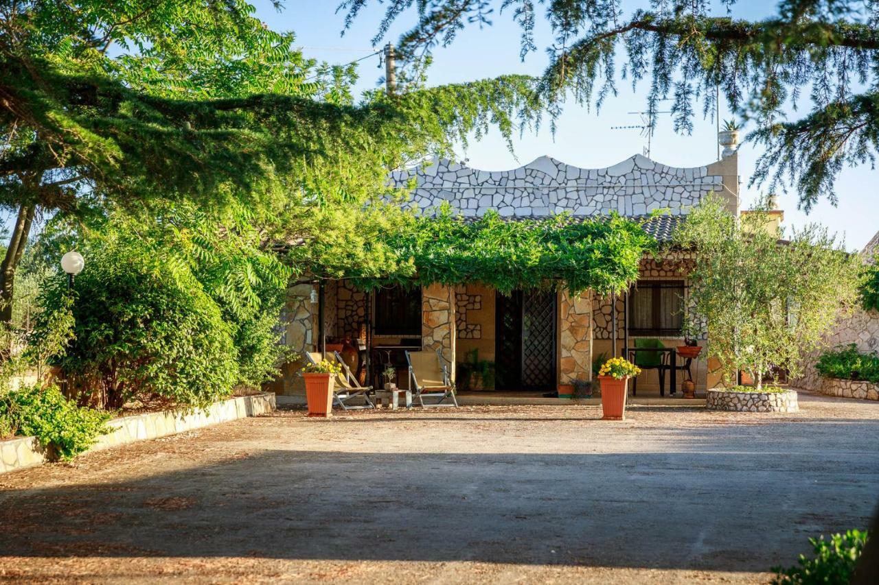 B&B Mandorla Amara Gioia Del Colle Bagian luar foto